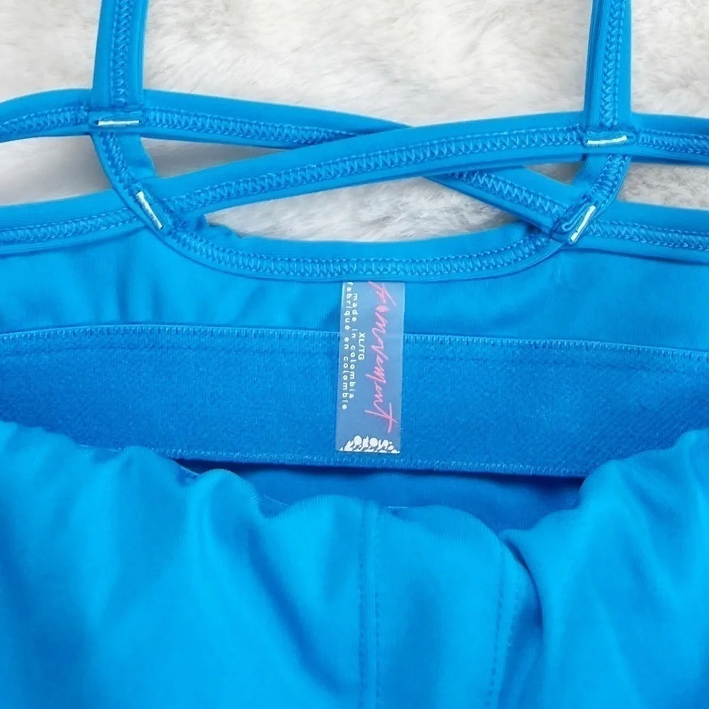 NWT Free People Do It To It Cropped Active Tank Blue